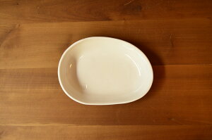 【笠間焼】Toshiko Brand UDそら豆深皿(中)  陶器 笠間焼 茨城県 笠間市 陶器市 ひまつり 陶炎祭 きらら館 ギフト 贈り物 プレゼント シンプル 白 あじわい カレー皿 シチュ