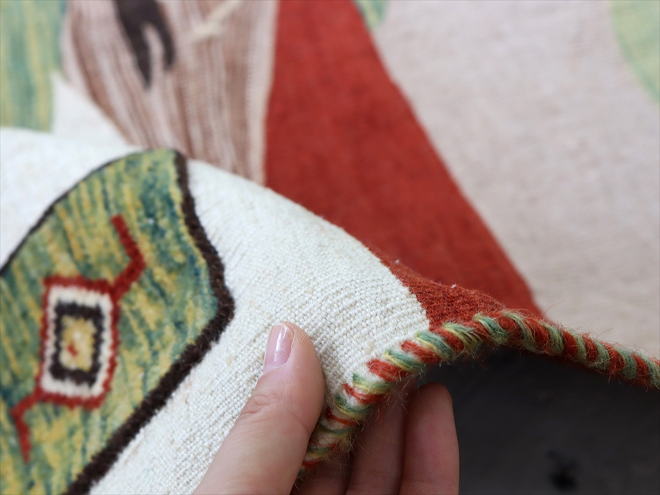 楽天市場】ギャッベキリム 遊牧民の織る風景のラグ103×106cmテントと