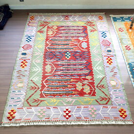 細かな織りの手織りキリム ウシャク190×129cm麦の穂とチューリップ