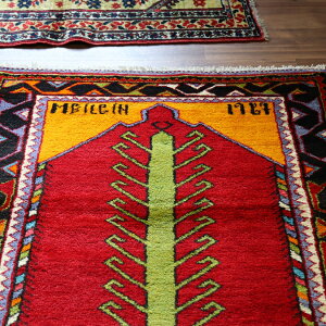 Be[WO@1987N@gRO~ 157×86cm `@̎