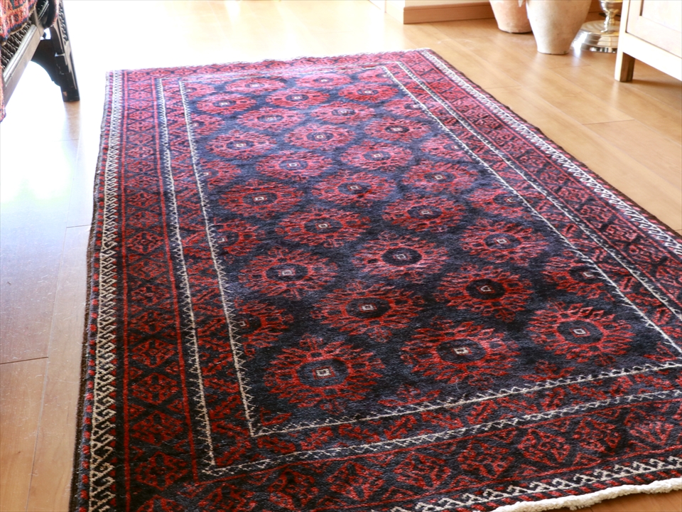 部族絨毯 トライバルラグ187×98cm バルーチ　レッド/ネイビー | ガラタバザール（キリム＆雑貨）