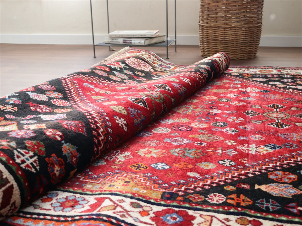 楽天市場】部族絨毯 トライバルラグ218×134cmカシュカイ族の手織りラグ