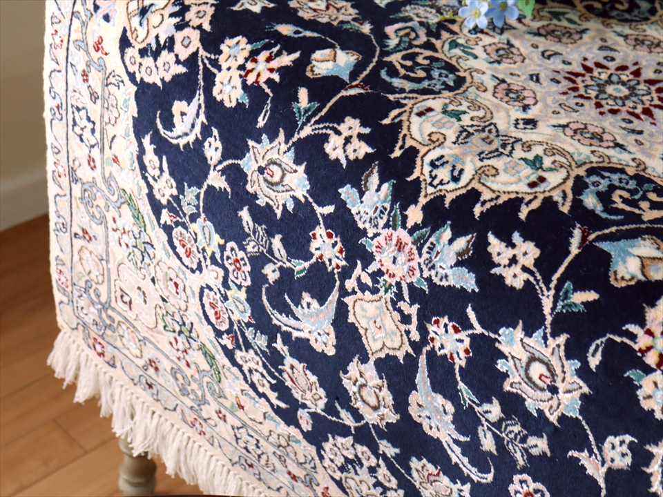 楽天市場】ペルシャ絨毯 ナイン産6L120×80cm濃紺 / ベージュ オーバル