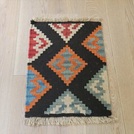 手織りキリム　イラン南部シラーズ 62×42cm