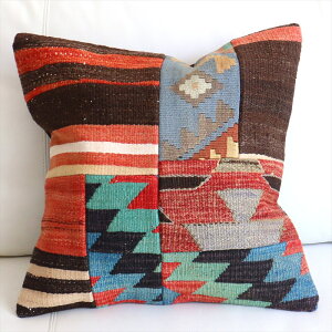 �I�[���h�L�����N�b�V�����J�o�[ 45×46cm �p�b�`���[�N Old Kilim Cushion