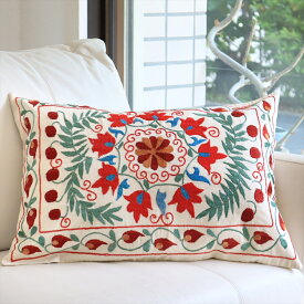 スザンニクッションカバー/Suzani59×43cm ウズベキスタンシルクの刺繍　赤い花