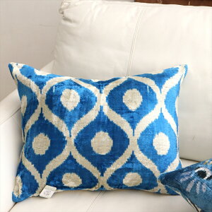 �A�g���X �x���x�b�g�C�J�b�g�N�b�V�����J�o�[�@���ʃV���N50×38cm�u���[�@�����^���� Silk Velvet Cushion - Double-Sided Design
