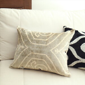 �A�g���X �x���x�b�g�C�J�b�g�N�b�V�����J�o�[�@���ʃV���N50×38cm���C�g�O���[�@�^�C���� Silk Velvet Cushion - Double-Sided Design