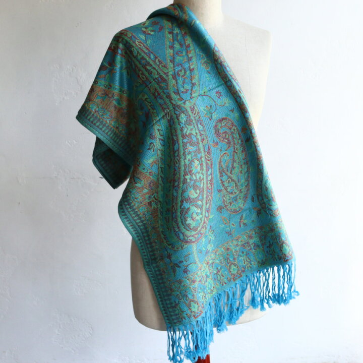 楽天市場】【10%OFFクーポン対象品】ペイズリー柄の大判ストール 艶の  