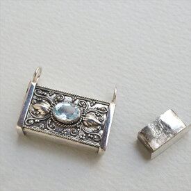 シルバーロケットペンダント箱型・トパーズ　40cmチェーン付Turkish Silver Jewelry Turkish Silver Jewelry