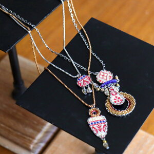 �y10%OFF�N�[�|���Ώہz�A�����o�[ Ayala Bar �l�b�N���X�@3�A�l�b�N���XRoyal GoldEmbroidered Dream Hip Collection