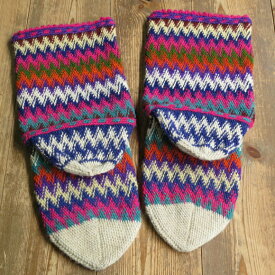 アンティーク・トルコ手編みウール靴下マルチカラー・アイボリー／カラフルなジグザグボーダー／23cm