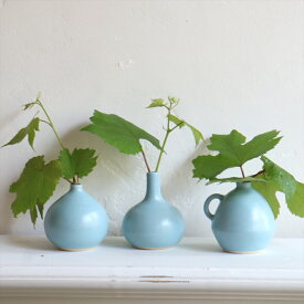信楽焼 陶器花瓶 フラワーベース　7.5cm徳利形　洋風にも使えるきれいなブルーの一輪挿し