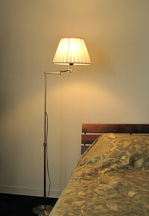 楽天市場】北欧風・アンティーク調・スイングアーム・フロアスタンド  