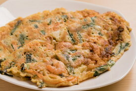 エビチヂミ（1枚）1枚1枚丁寧に焼き上げた本格チヂミです。香ばしい海老が入っており、そのままでもポン酢を付けても美味しくお召し上がりいただけます【韓国 定番 本場 本格 大阪鶴橋 手造り おかず パンチャン ジョン ヂョン すいとん粉 冷めても 美味しい】【冷凍】