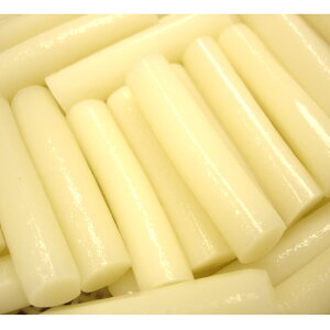 トッポッキ(10本)お鍋のトッピングにどうぞ。韓国伝統のおもちです。モチモチした食感をお楽しみください。【キムチ 韓国料理 お漬物 本場 本格 キムチ鍋 キムチチゲ ケジャン 激辛 冷