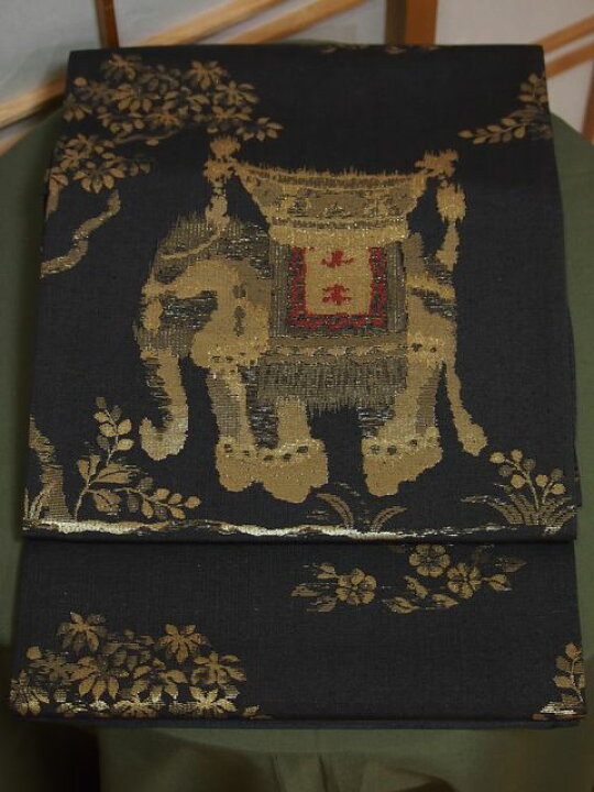 楽天市場】焼箔紬袋帯 六通柄 神の使い象柄うつし 黒地に金【袋帯  