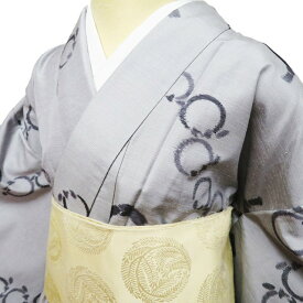 【 中古 】 紬地 リサイクル着物 正絹 袷 カジュアル 薄灰色 多色 身丈159.5cm 裄63cm M ワイド A1128-2 [和服 きもの 紬 普段着 kimono アウトレット 送料無料 きもの北條]