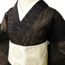 【 中古 】 紬地 リサイクル着物 正絹 袷 カジュアル 黒鳶色 茶系色 身丈160cm 裄65.5cm M A1137-6 [和服 きもの 紬 普段着 kimono アウトレット 送料無料 きもの北條]