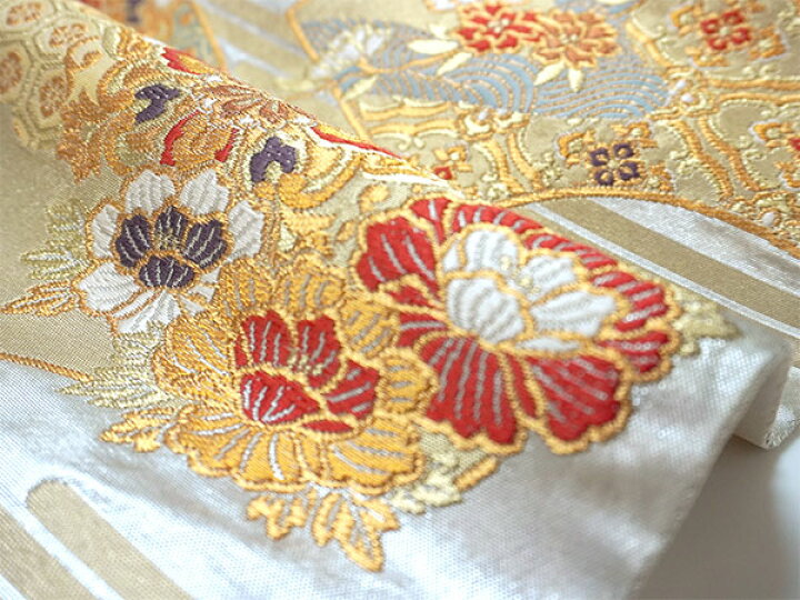 正絹の袋帯 牡丹と菊の刺繍 袋帯 華やかな牡丹と菊の刺繍