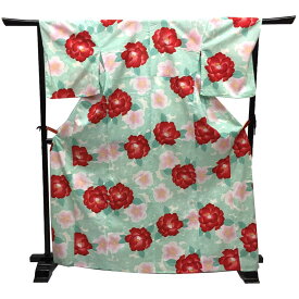 京やI438　浴衣　椿　水色　桜の花　夏の着物　オトナ女子の浴衣　綿100％　 夏 浴衣　美品　仕立て上がり　ゆかた　YUKATA　送料無料