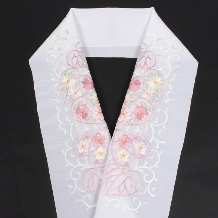 楽天市場】刺繍半襟 振袖用 白地(藤ピンク・薄黄) 葵唐草文 成人式 