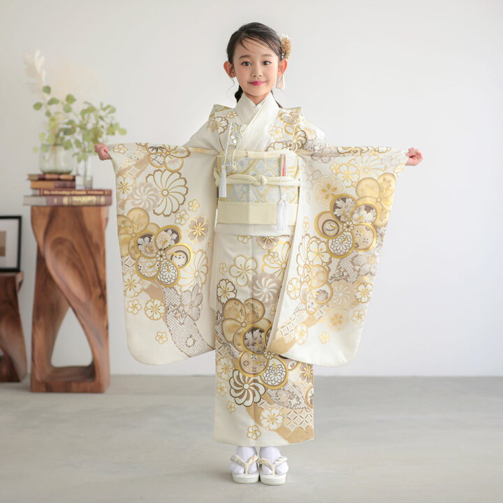 Yumi様 専用 7歳向け・化繊・お着物のセット（母親 着物 レンタル 訪問 