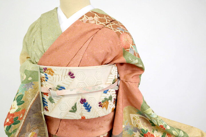 楽天市場】仮絵羽 訪問着 雲取り 古典花々に辻が花 フォーマル 略礼装 