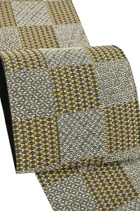 yubNtCf[z yz IwDܑ usԐDivꂽAl̃X^CbVB