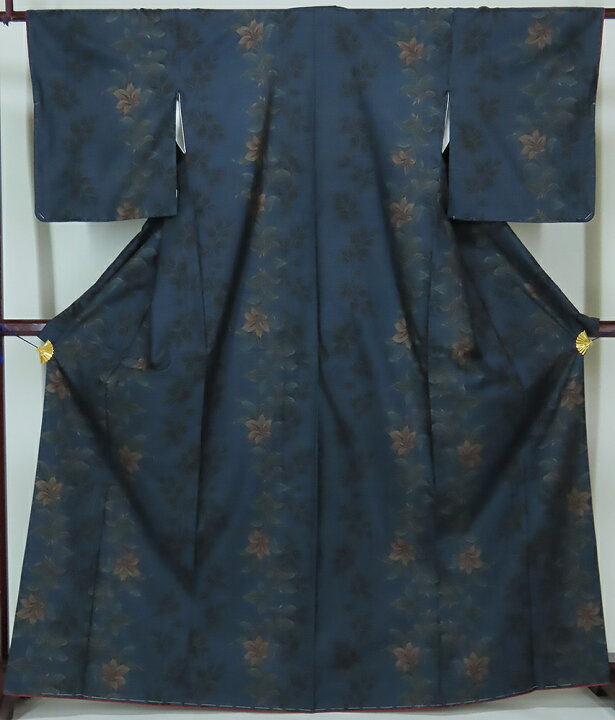 楽天市場】本場泥大島 横双大島紬 特横双絣 紺系 身丈162cm 裄64.5cm 