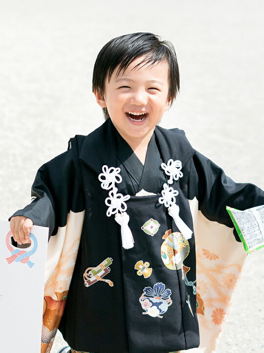 楽天市場 七五三レンタル 七五三 男の子 被布のみ 高級 正絹 黒 3才 男児 3歳 子ども 宝尽くし 打ち出の小づち 品番 Kd 1001 着物レンタル美装館