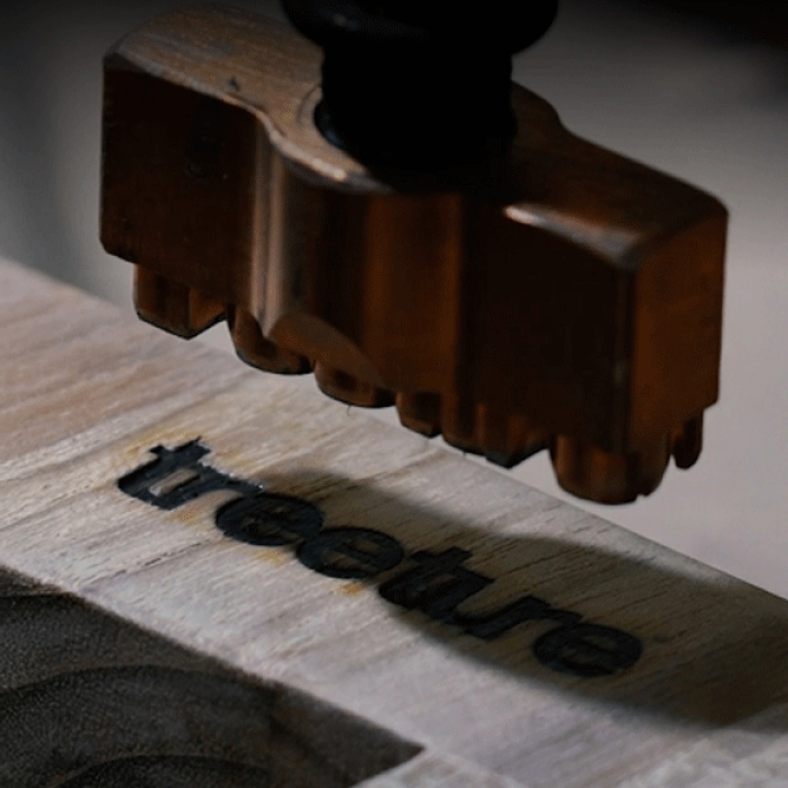 【新品未使用・在庫なし】TREETURE トレジャーまな板　箱入り 楽天市場】【リニューアル】 TREETURE トレジャー まな板 ＋ アンダー