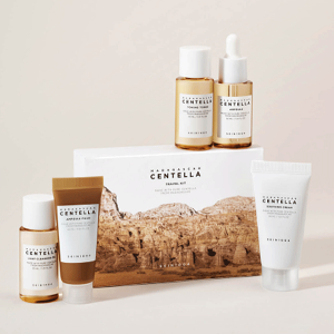 SKIN1004 }_KXJ Ze gxLbg 5_Zbg gCALbg  ؍RX XLPA MADAGASCAR CENTELLA TRAVEL KIT