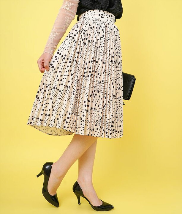 楽天市場 Cawaii French ランダムドットのフェミニンスカート ベージュ 送料無料 キナリナ 他にはない大人服通販