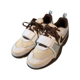 【中古】NIKE×TRAVIS SCOTTZOOM FIELD JAXX WHITE AND LIGHT CHOCOLATE スニーカー HQ3073-100 ホワイト×ブラウン サイズ：28【価格見直し】