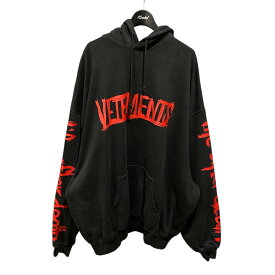 【中古】vetement　WORLDTOUR LOGO HOODIE UE54HD600B ブラック サイズ：XS 【140925】（ヴェトモン）