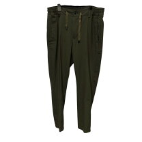 マルペンサパンツ アウール マルペンサ セットアップ マッシュスタイルラボ アウール の看板ストレッチパンツ マルペンサ が好調 年間1万本の販売目指す
