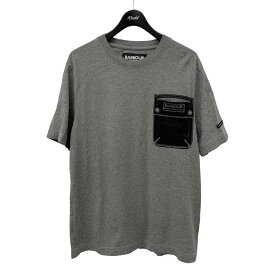 【中古】Barbour×Engineered GarmentsポケットロゴプリントTシャツ 2102270 グレー サイズ：M【価格見直し】