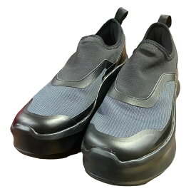 【中古】SALOMON×COMME des GARCONS23AW ｢SLIP ON PLATFORM CDG｣スニーカー ブラック サイズ：26．5【価格見直し】