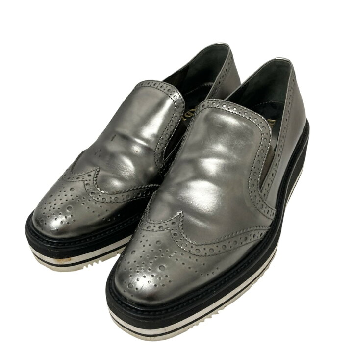 楽天市場】【中古】PRADAウィングチップシューズ シルバー サイズ：35 