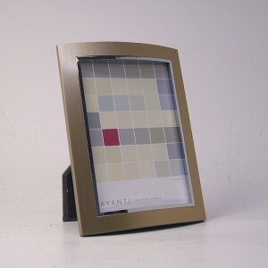 LADONNA hi ^AoeB ObV[ S[hMya j oYj җj LOiz2L@[D:N]