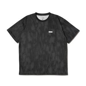 AKTR MELT CAMO LOOSE FIT SPORTS TEE (BK) (�A�N�^�[ �����g �J�� ���[�Y�t�B�b�g �X�|�[�c T�V���c)�y�����Y�z�y����T�V���c �X�|�[�c�E�F�A ���b�V���f�� �y�� �ʋC�� �u���b�N�z�y26SS�z