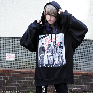 楽天市場 Nana Kinglymask Blackstones ブラスト Big パーカー Blackstones ブラスト 小松奈々 ハチ Big パーカー Kmk キングリーマスク ユニセックス 新作 Trapnest Blackstones ナナ 漫画 ナナ青木志貴 キングリーマスク