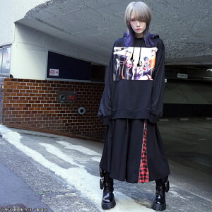 楽天市場 Nana Kinglymask Blackstones ブラスト Big パーカー Blackstones ブラスト 小松奈々 ハチ Big パーカー Kmk キングリーマスク ユニセックス 新作 Trapnest Blackstones ナナ 漫画 ナナ青木志貴 キングリーマスク