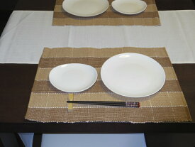 【ランチョンマット/1】ハンドメイド ランチョンマット ティーマット ダイニングマット テーブルクロス ダイニングテーブル コットン 綿 タイシルク アジアン雑貨 癒し インテリア エスニック おしゃれ 家具 タイ雑貨