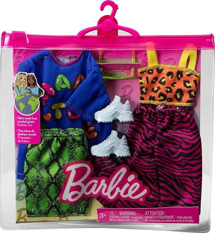 【本日ポイント2倍】バービー ファッションパック 2着セット (Made to Move Tシャツ)/洋服 アクセサリー 靴 (Barbie  Clothes, Fashion and Accessory 2-Pack Dolls, 2 Vibrant Outfits with Styling 