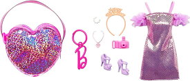 【只今ポイント2倍】バービー・ファッションパック &クリップ式バッグ (お誕生日ファッション) 洋服 靴 アクセサリー カチューシャ バングル カメラ (Barbie Fashions MATTEL HJT45)