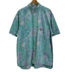 【中古】　GOTCHA　柄シャツ　半袖　シャツ　トップス　レギュラーカラー　胸ポケット　総柄　ワンポイント　ブランドロゴ　ワッペン　オーバーサイズ　サーフ　古着　/1953