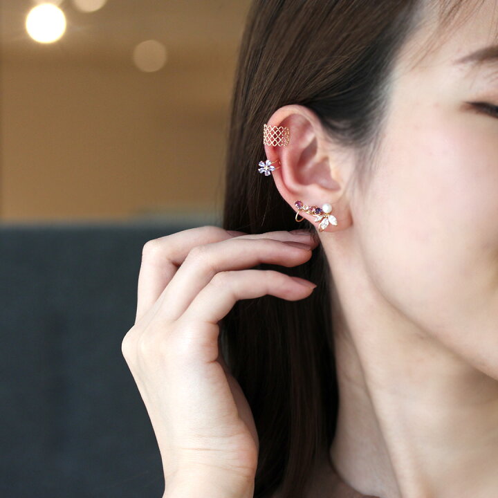 楽天市場 あす楽対応 K10 ゴールド イヤーカフ シュアーナ 片耳 地金 10k 10金 重ね付け 透かし レース メッシュ 網目 イヤカフ キラキラ 華奢 シンプル デザイン 人気 おしゃれ ブランド ジュエリー 大人かわいい 誕生日プレゼント 女性 取れにくい イヤリング