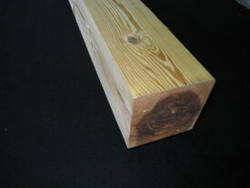 杉(スギ)角材2m2本入【長さ2.0m×厚さ10.5cm×巾10.5cm】無垢材　　人工乾燥材国産（群馬県産材）
